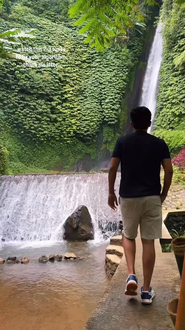 Post 7 by London Travel Blogger | Rohan Pawar on Instagram (video)