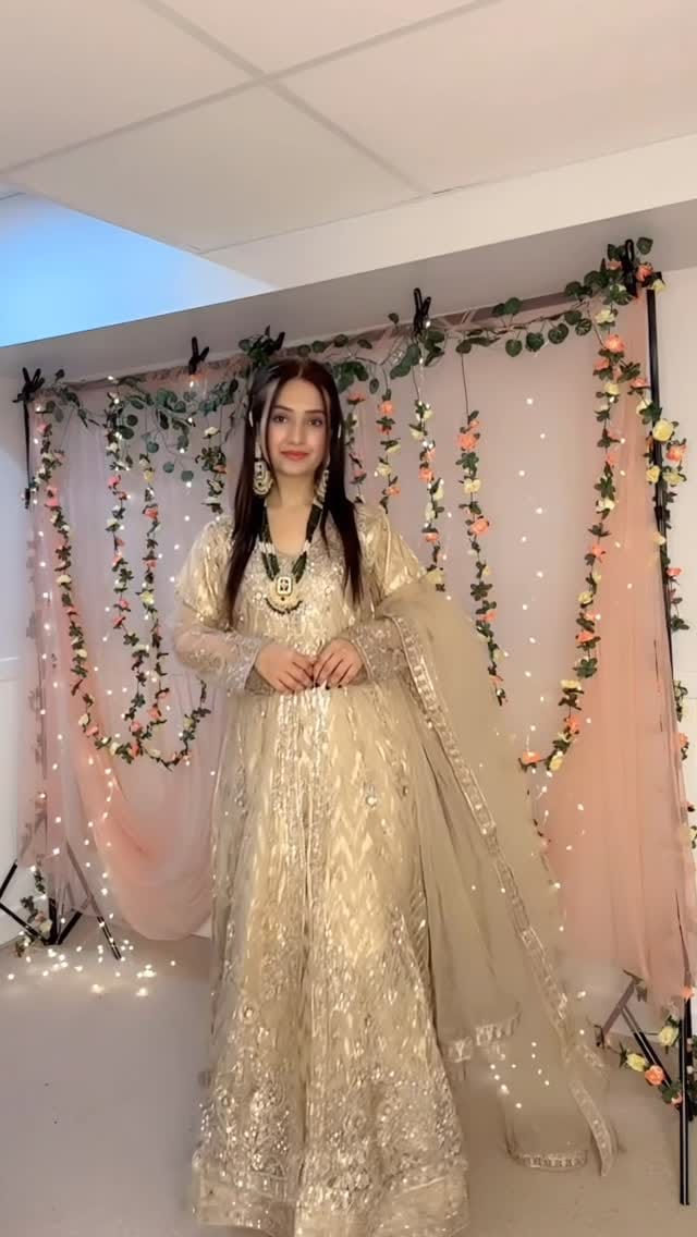 Post 1 by Marina Yacin | 👩🏻‍🎓BBA, MBA on Instagram (video)