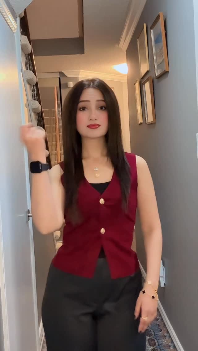 Post 3 by Marina Yacin | 👩🏻‍🎓BBA, MBA on Instagram (video)