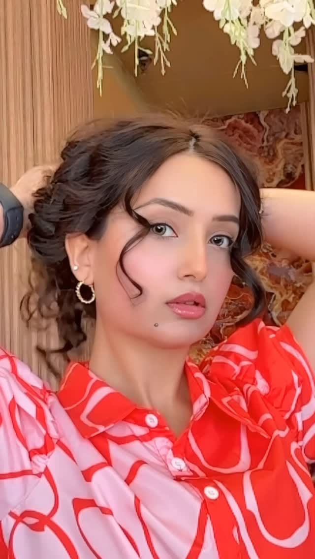 Post 5 by Marina Yacin | 👩🏻‍🎓BBA, MBA on Instagram (video)