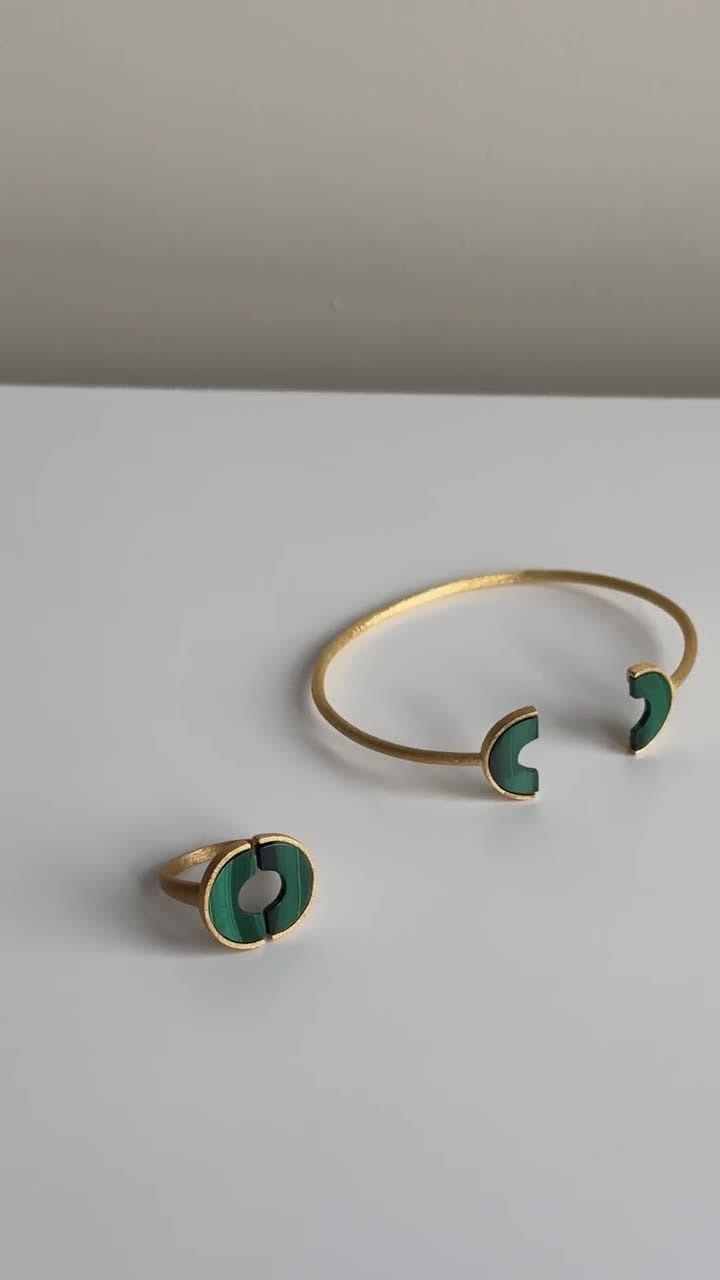 Post 6 by Fervor Montréal Jewelry on Instagram (video)