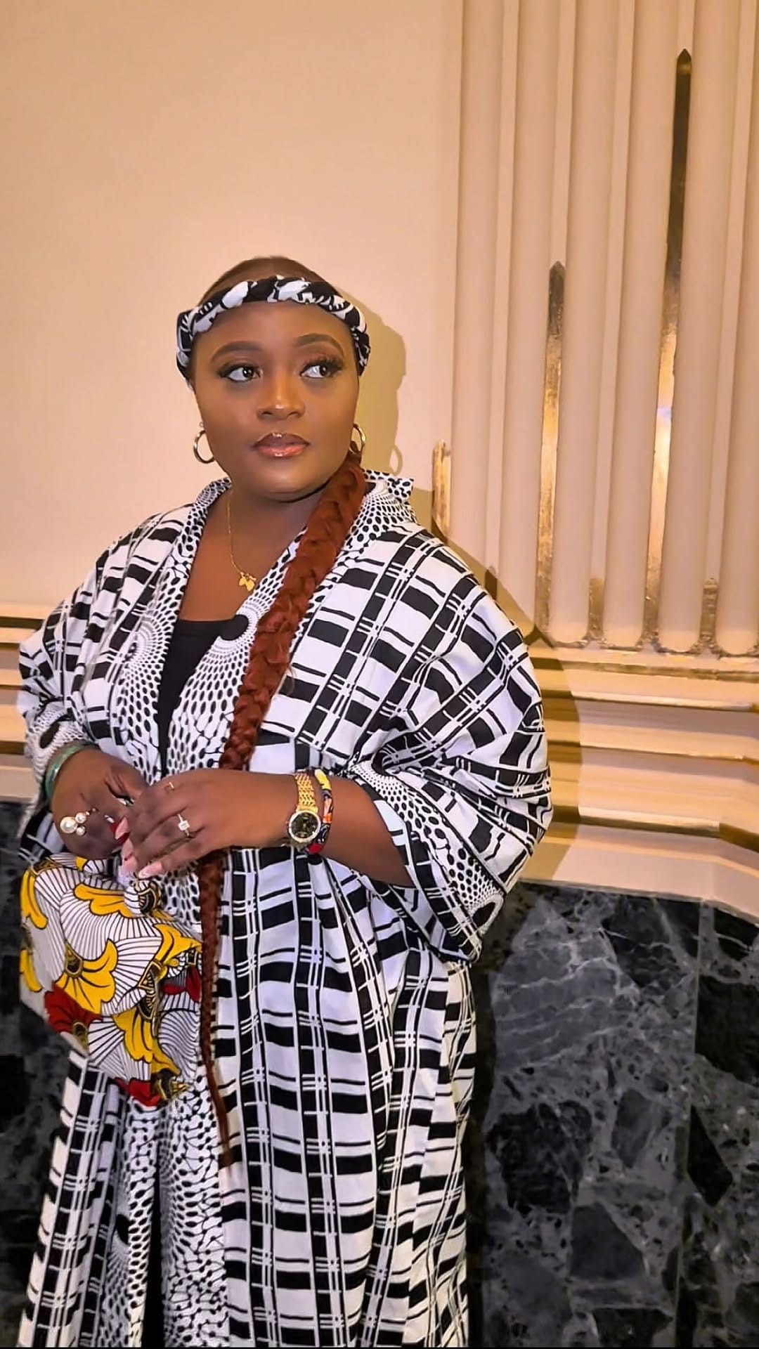 Post 4 by Julianna Lukye Ngimbi on Instagram (video)