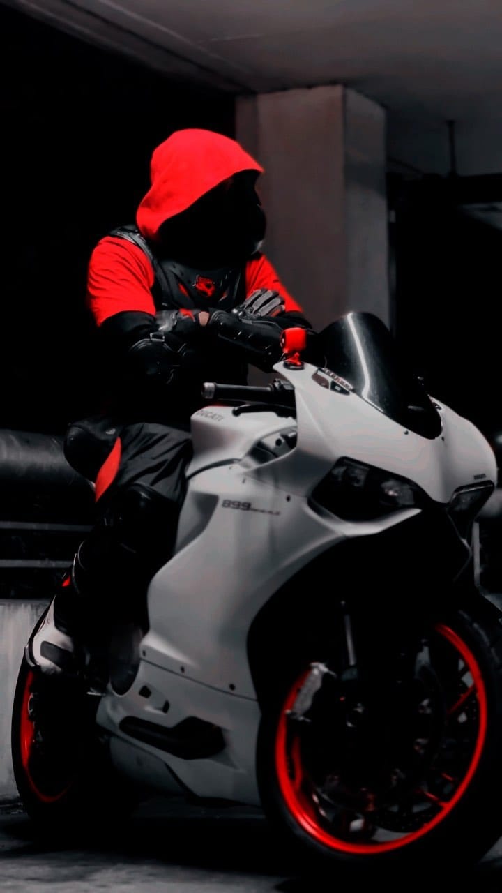 Post 8 by RT|Biker on Instagram (video)