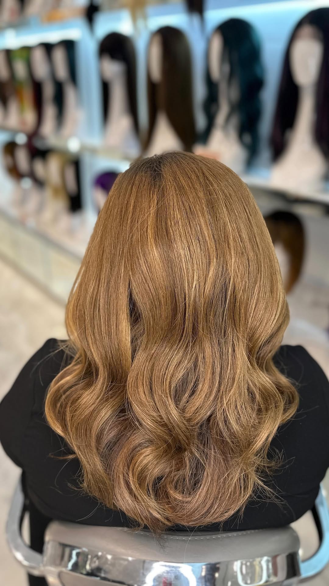 Post 7 by LOXX HAIR on Instagram (video)