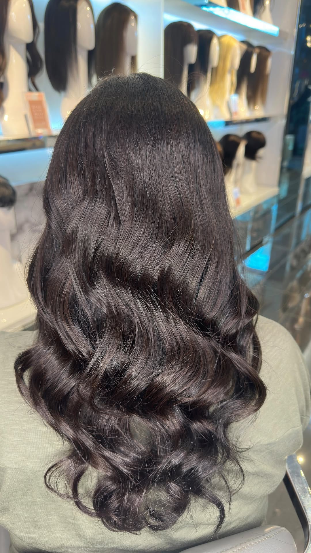 Post 9 by LOXX HAIR on Instagram (video)