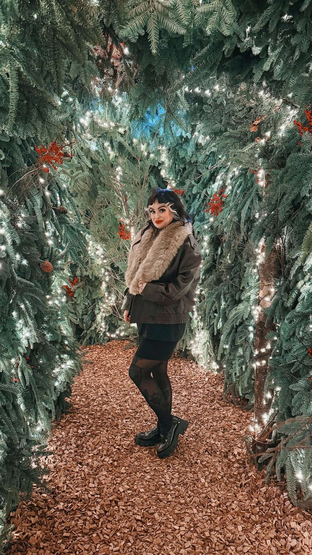 Post 4 by Sophie Elizabeth🎃🍂✨ on Instagram (video)
