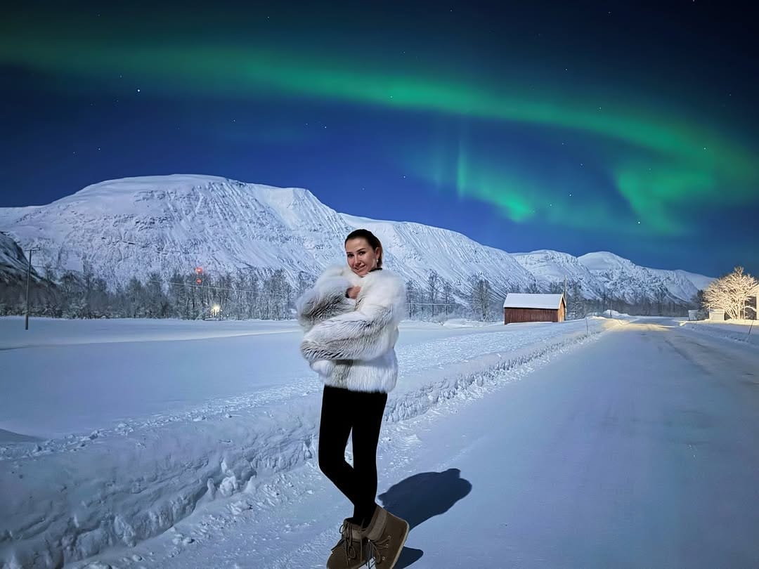 Post 3 by Ånastasia 💎 on Instagram (carousel)