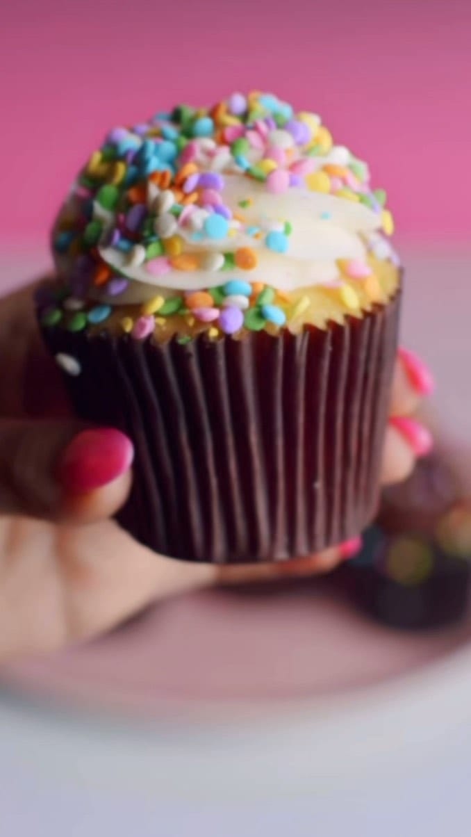 Post 3 by Carlo's Bakery Canada on Instagram (video)