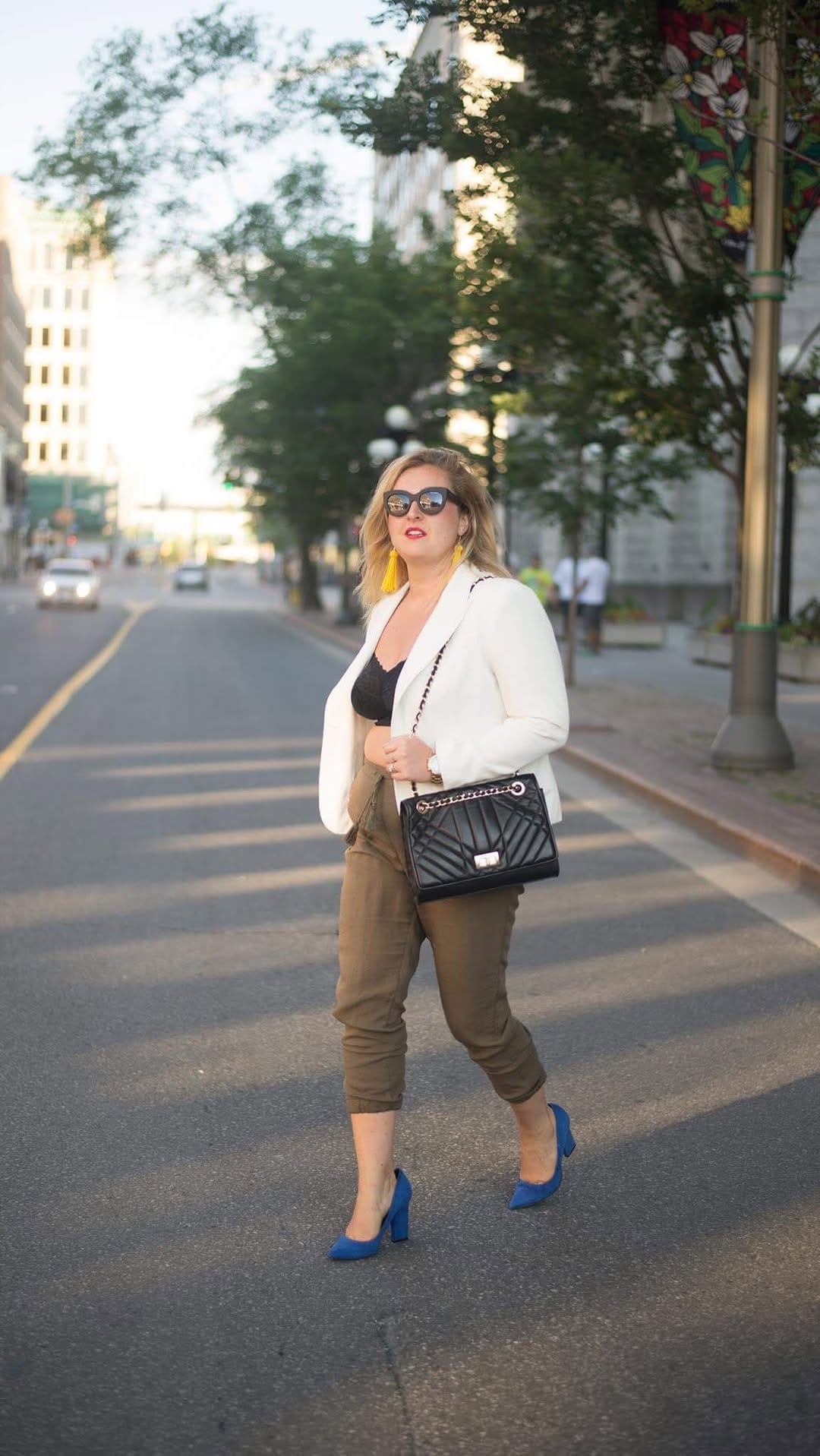Post 4 by Chantsy 💕 Midsize Fashion on Instagram (video)