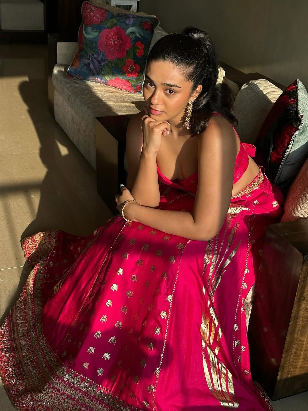 Post 4 by Anoma Shetty on Instagram (carousel)