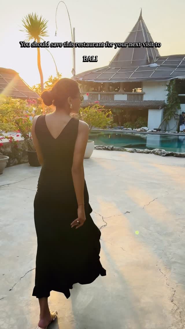 Post 5 by Amrutha Raju on Instagram (video)