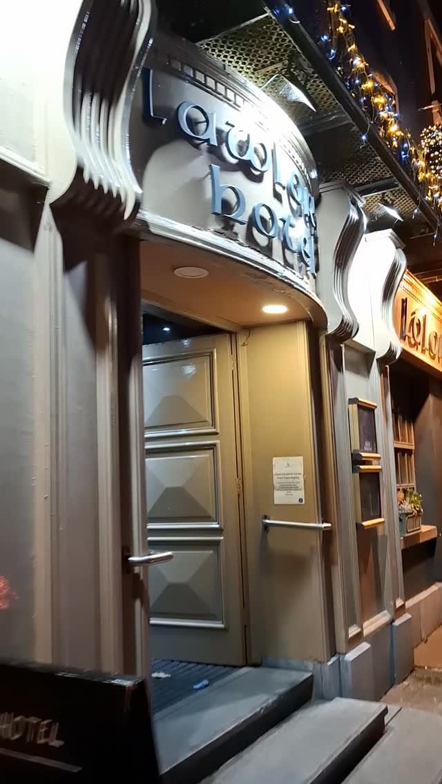 Post 8 by Nick Maynard on Instagram (video)