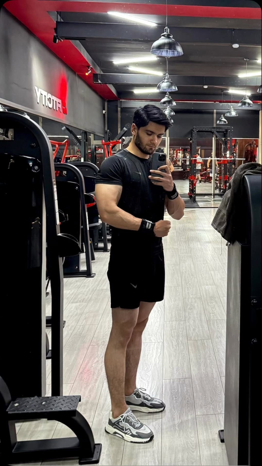 Post 10 by Samandar Saminjonov on Instagram (video)