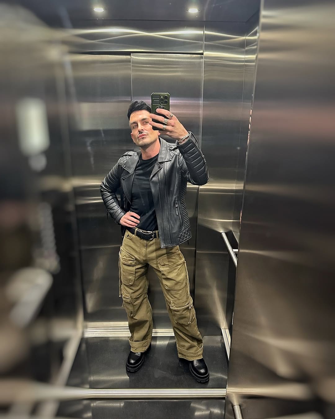 Post 8 by RYAN SHERGOLD on Instagram (carousel)