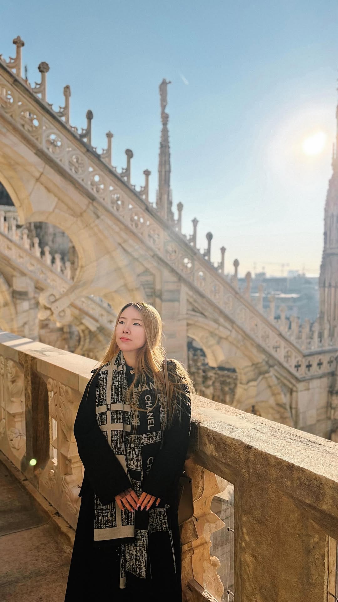 Post 7 by Linda • life & style on Instagram (video)