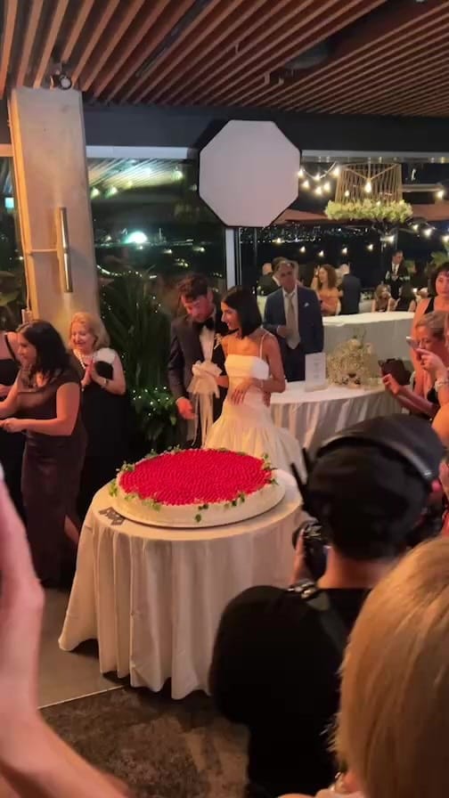 Post 7 by Jozef’s Pastry Boutique on Instagram (video)