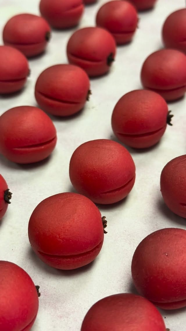 Post 4 by Jozef’s Pastry Boutique on Instagram (video)
