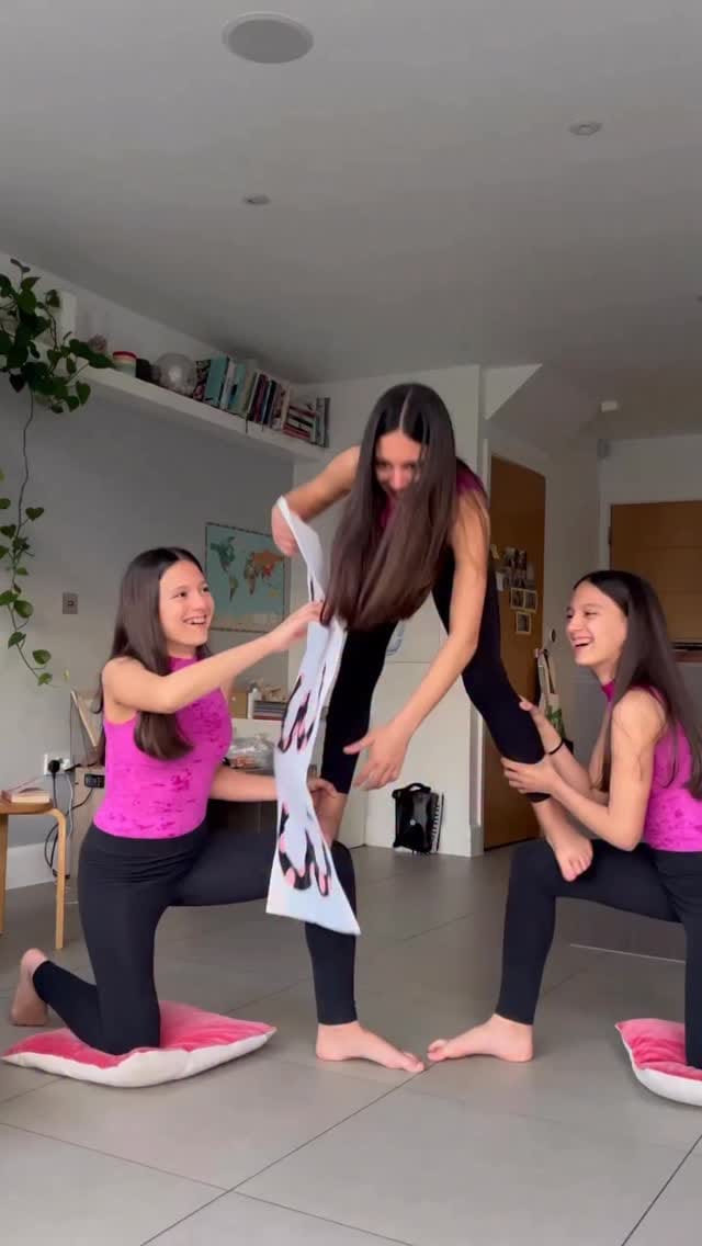 Post 4 by Identical triplets & mum on Instagram (video)