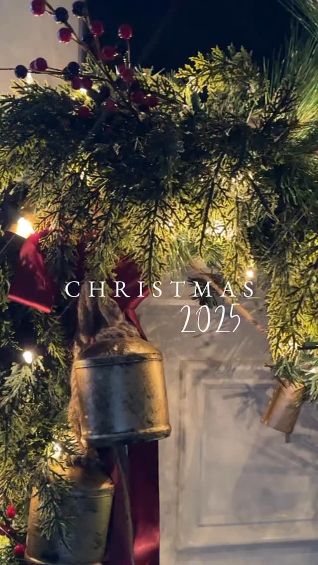 Post 3 by 𝐋𝐨𝐧𝐝𝐨𝐧 🎡 on Instagram (video)