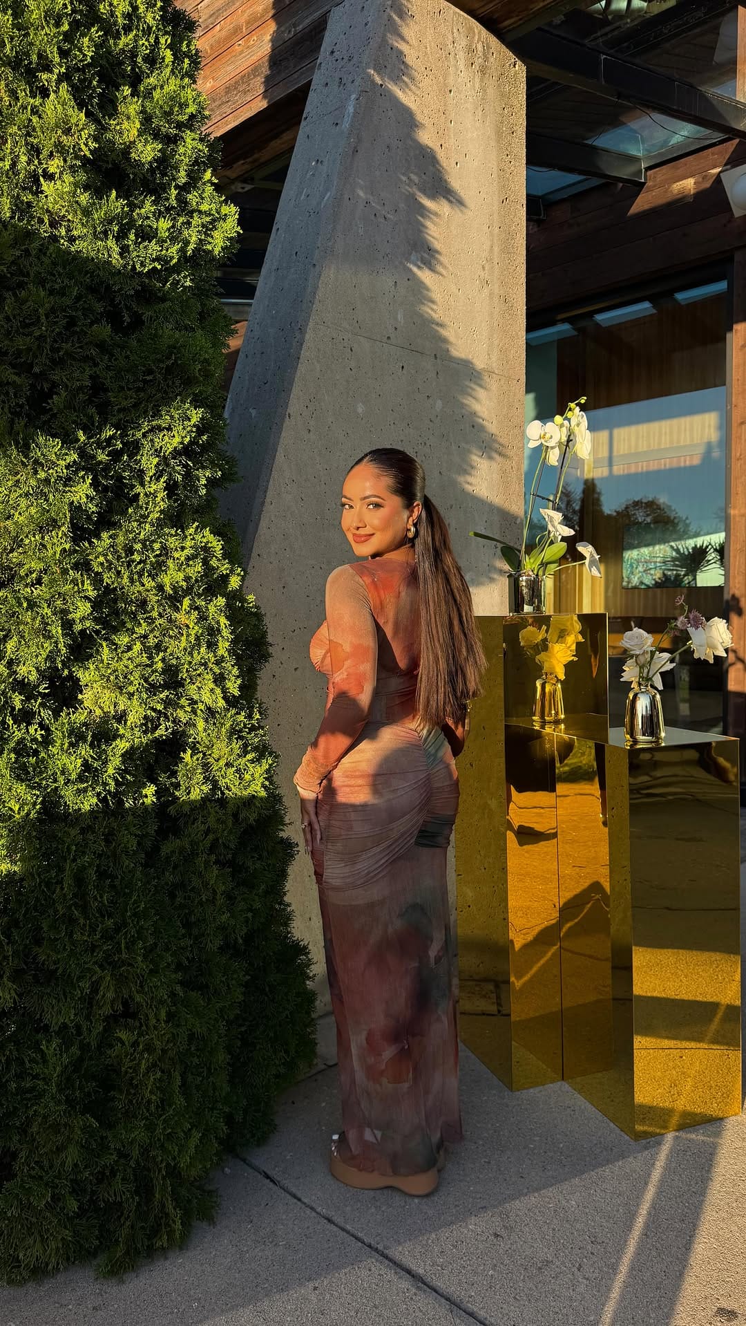 Post 4 by HAMSHA THAVASEELAN on Instagram (video)