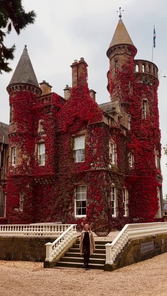 Post 3 by Olli • Edinburgh, Scotland • Travel & experiences on Instagram (video)