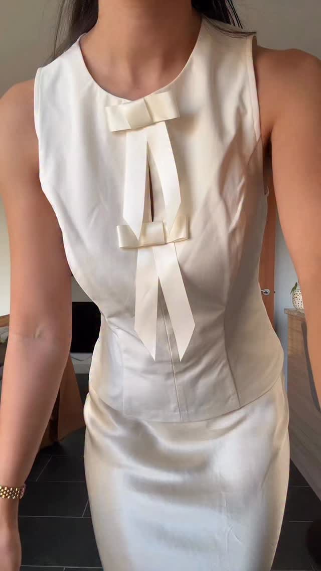 Post 5 by Jessica Ann-Marie on Instagram (video)