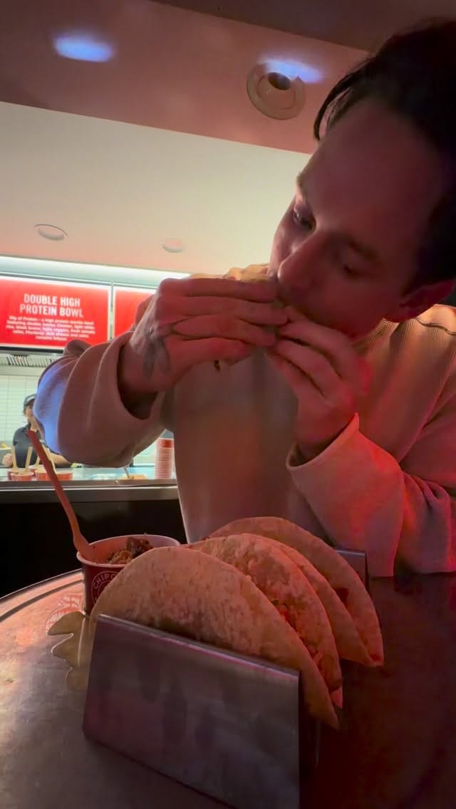 Post 7 by Temps on Instagram (video)