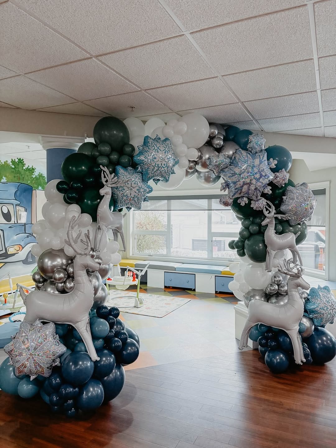 Post 5 by Veronica Bohorquez | Balloon Artist & Event Designer on Instagram (image)