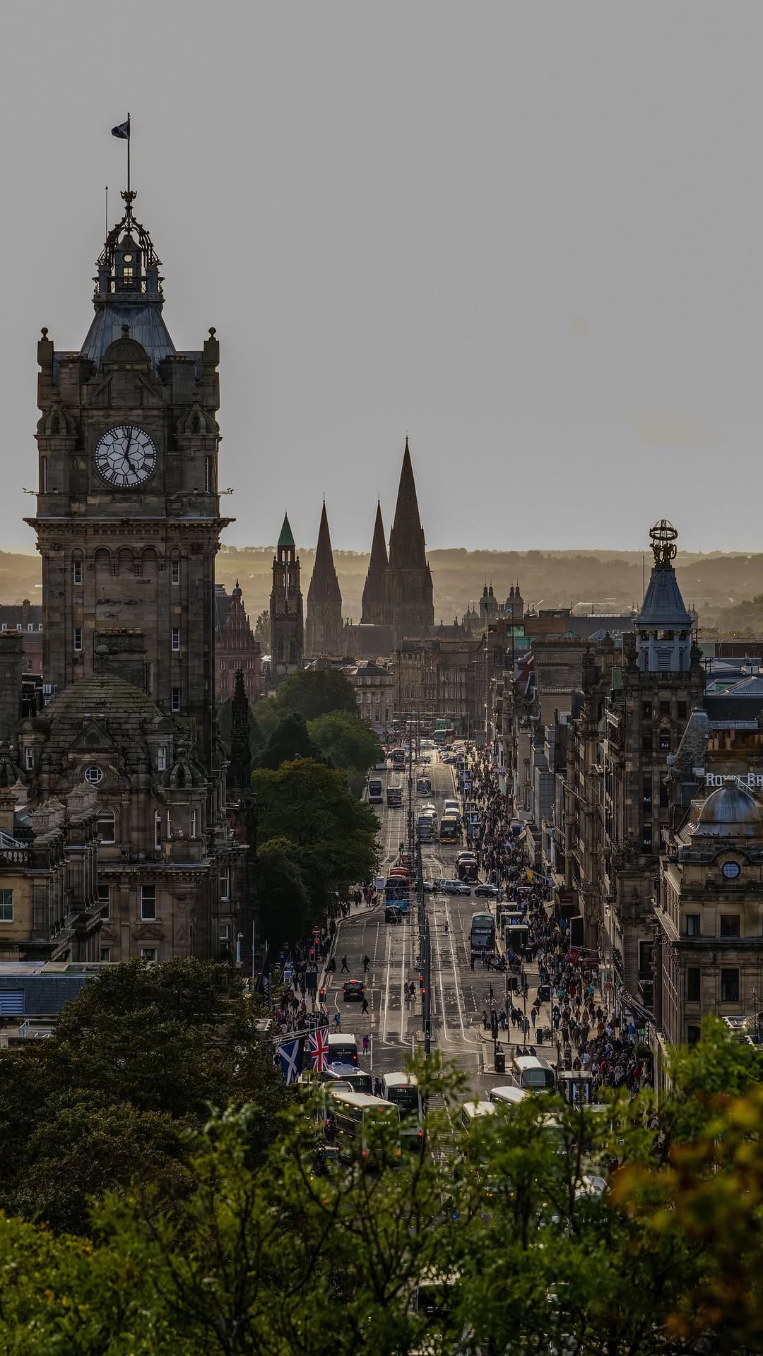 Post 8 by 𝓐𝓷𝓪 | Edinburgh 🏴󠁧󠁢󠁳󠁣󠁴󠁿 on Instagram (video)