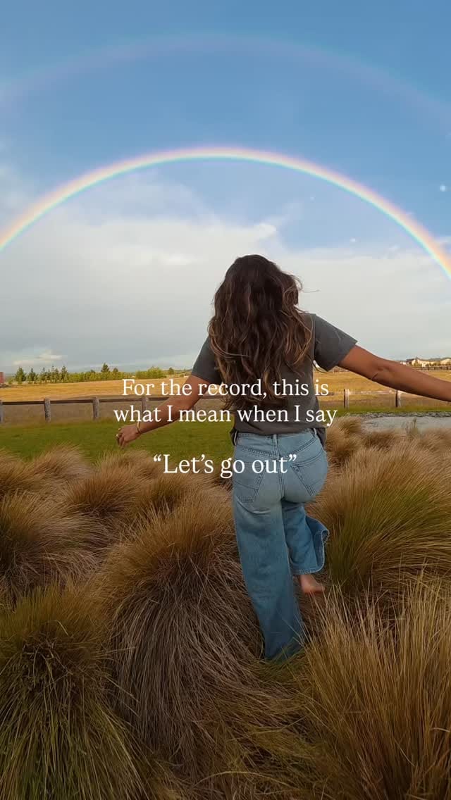 Post 5 by Chelsea Yamase🌊✨🤸🏽 Adventure travel + mindfulness on Instagram (video)