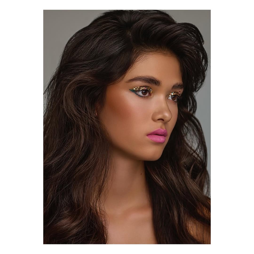 Post 2 by C A T    L A R S E N on Instagram (image)