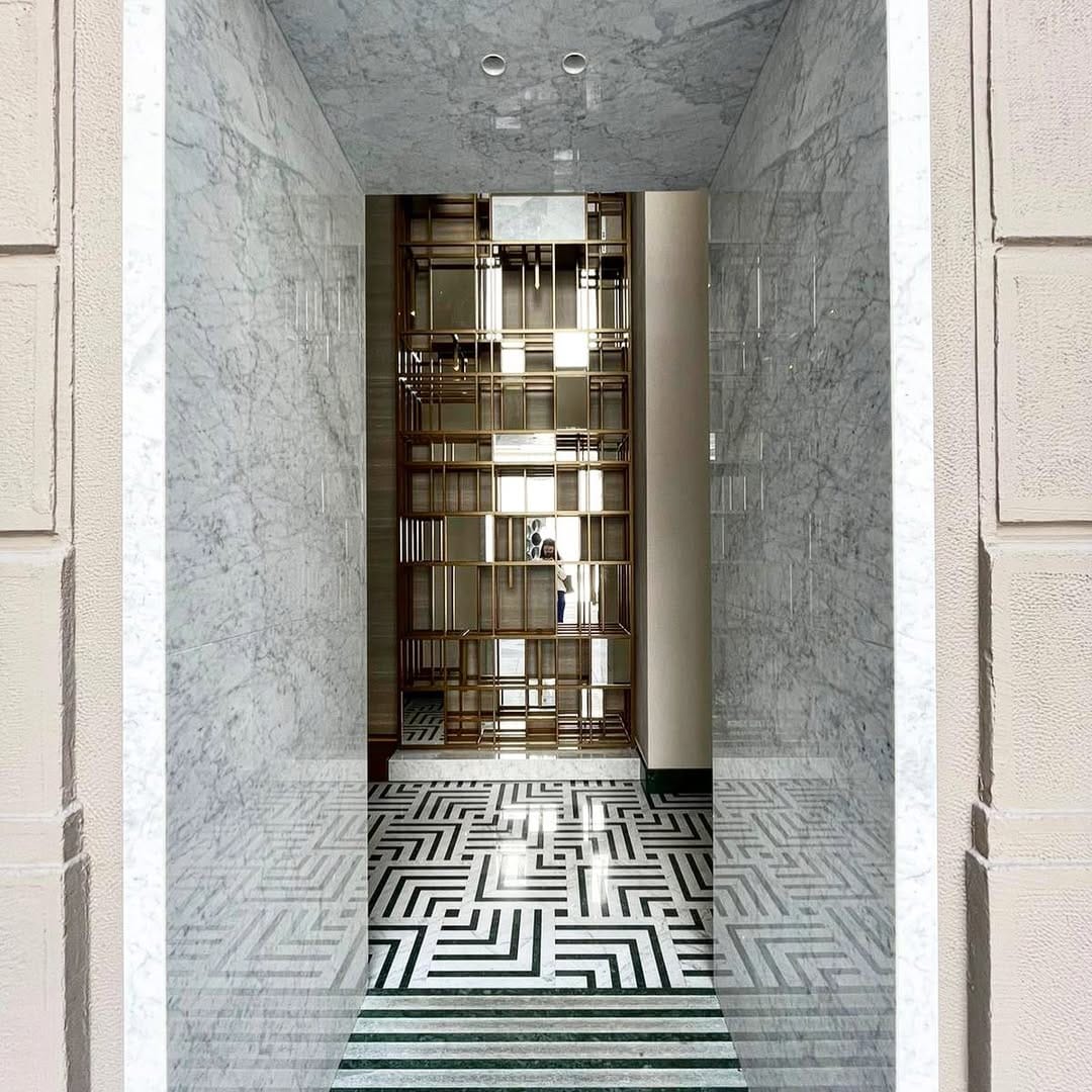 Post 6 by L A S.C O P A S on Instagram (image)