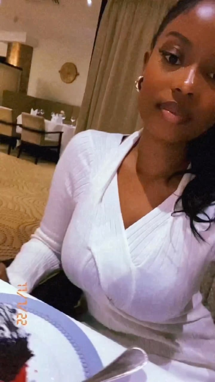 Post 9 by Mikaelle Sephora on Instagram (video)