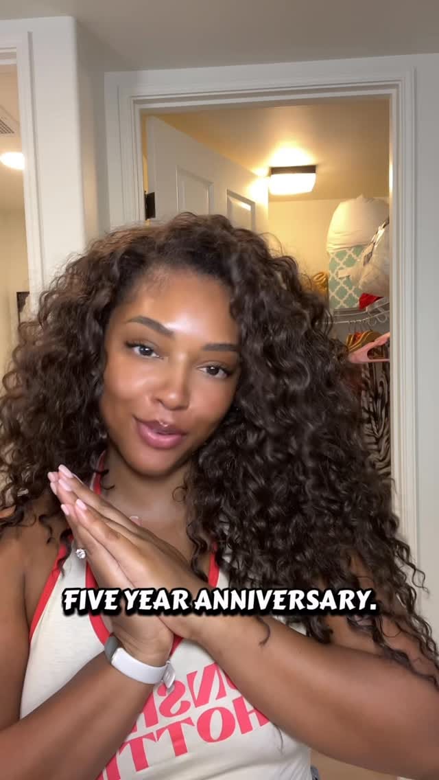 Post 8 by Dee on Instagram (video)