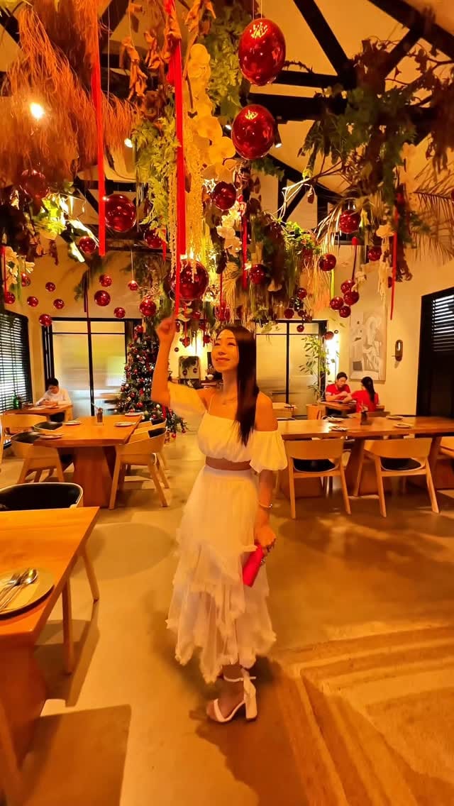 Post 10 by Miss Polkadot on Instagram (video)