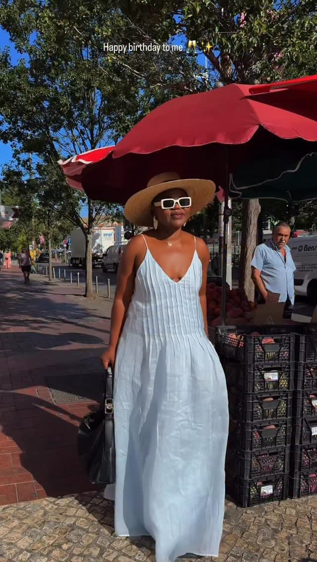 Post 6 by Rosa Sofia 🇦🇴🇬🇧 on Instagram (video)