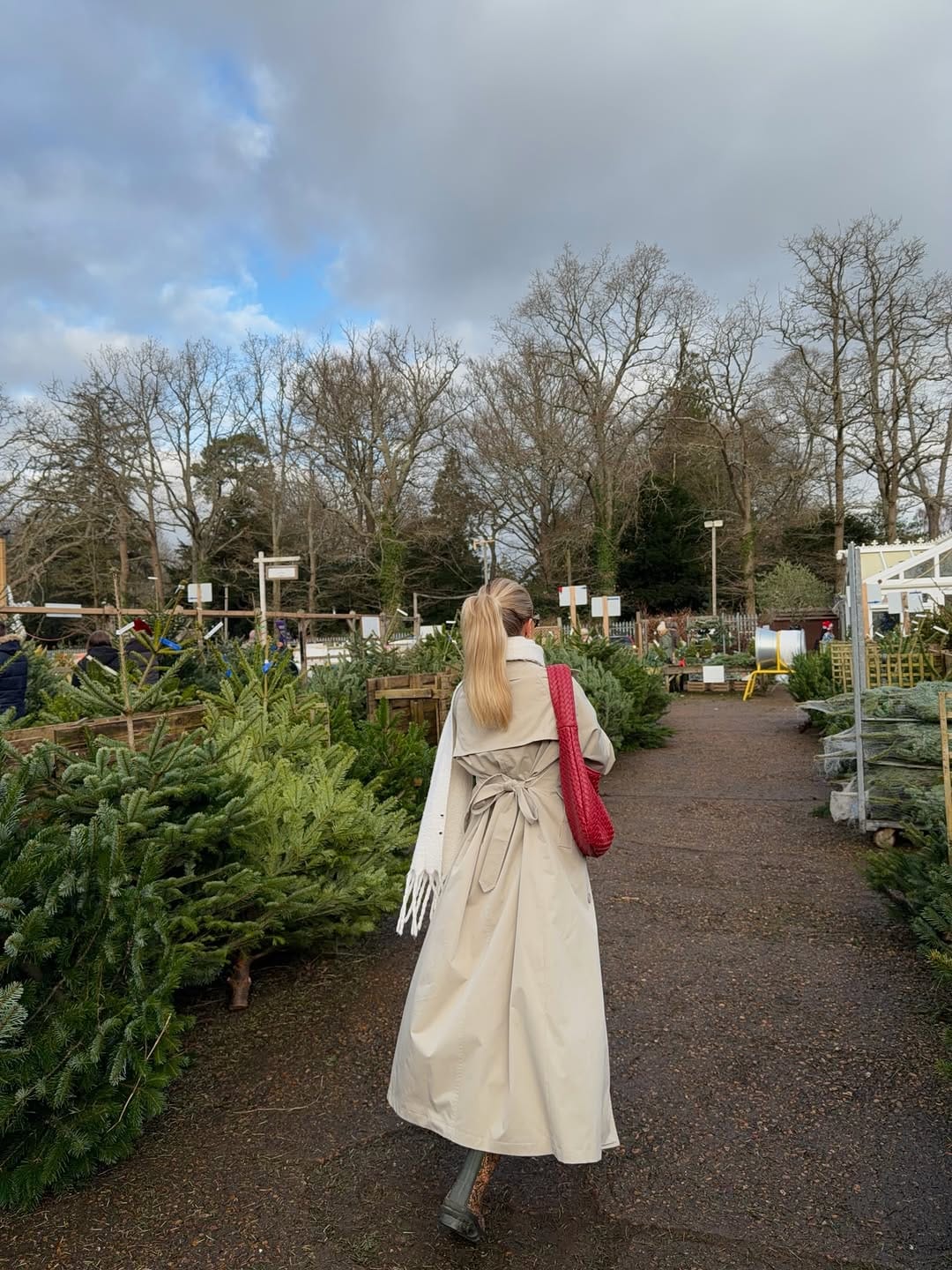 Post 5 by Lauren Mallett on Instagram (carousel)