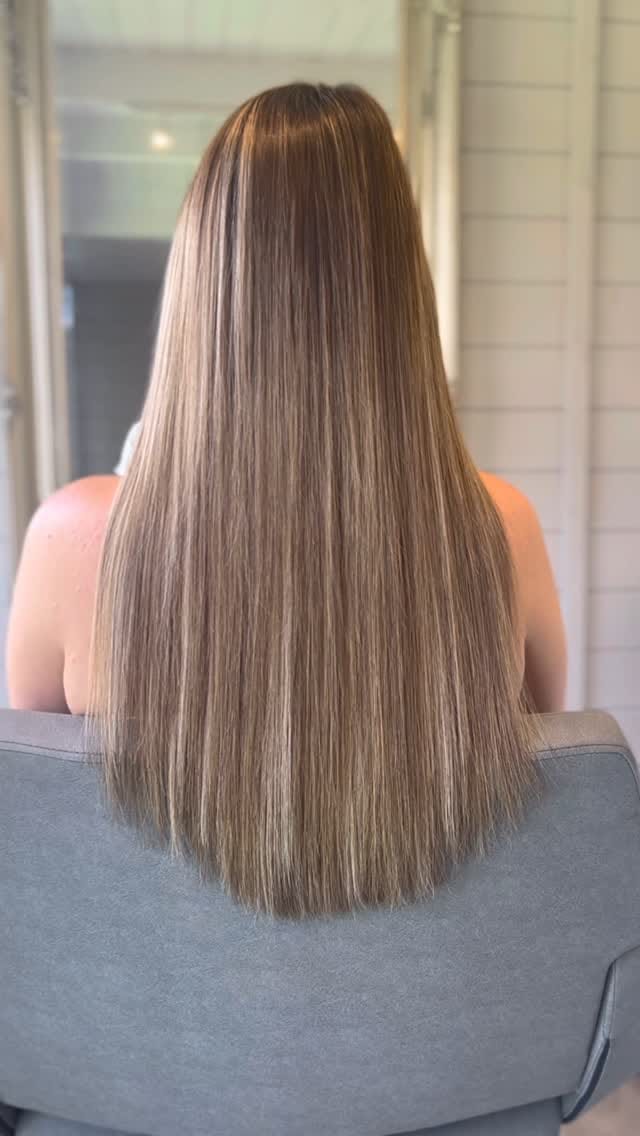Post 2 by Roxy Hair Extensions Supplier on Instagram (video)