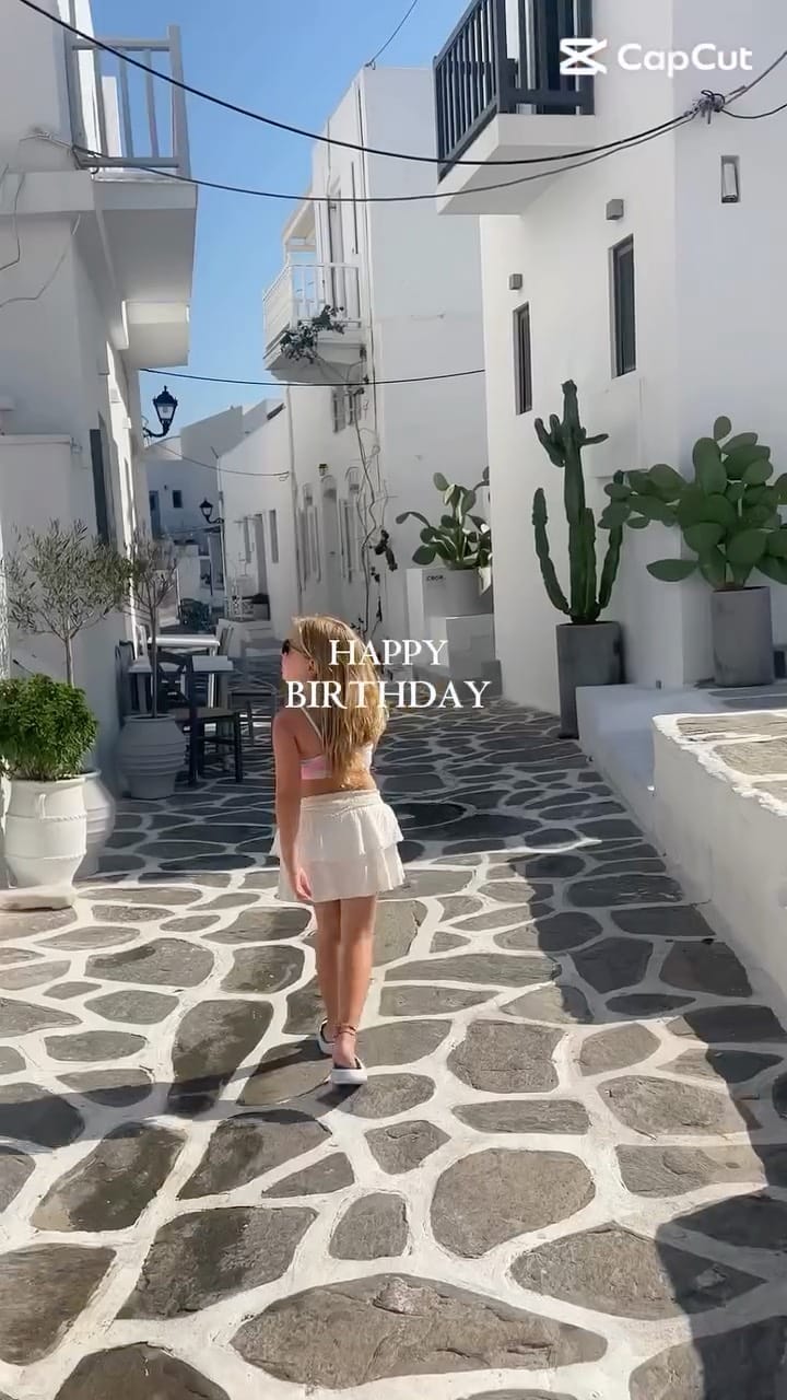 Post 10 by Anna on Instagram (video)
