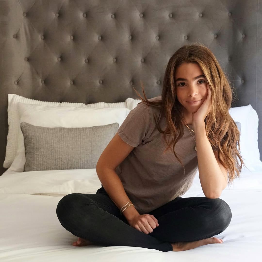 Post 9 by Samantha Bronstine on Instagram (image)