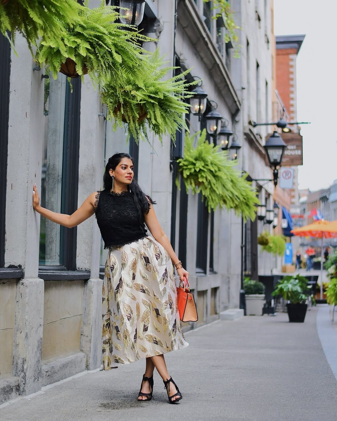 Post 2 by Divya| Canada Fashion Blogger on Instagram (image)