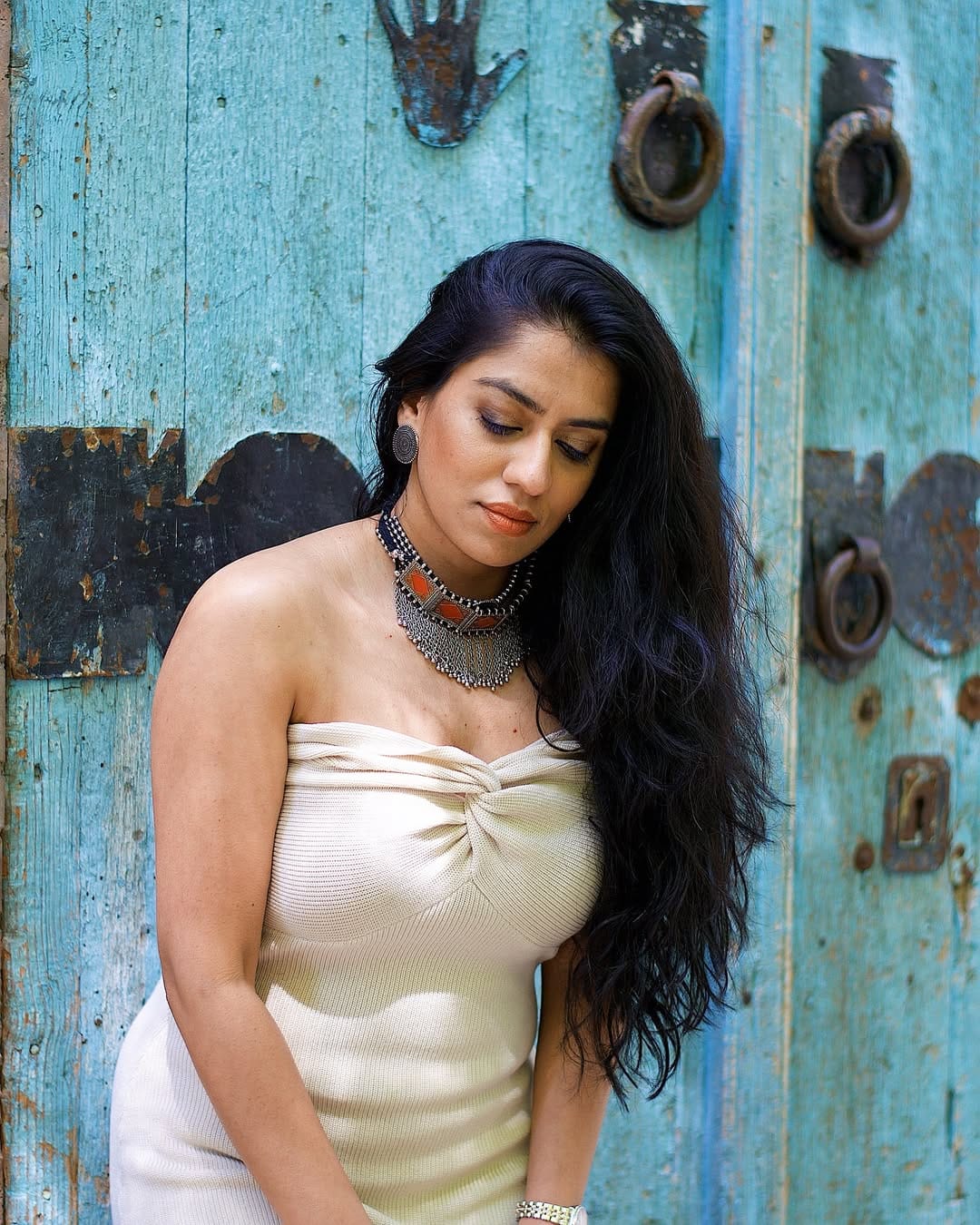 Post 1 by Divya| Canada Fashion Blogger on Instagram (image)