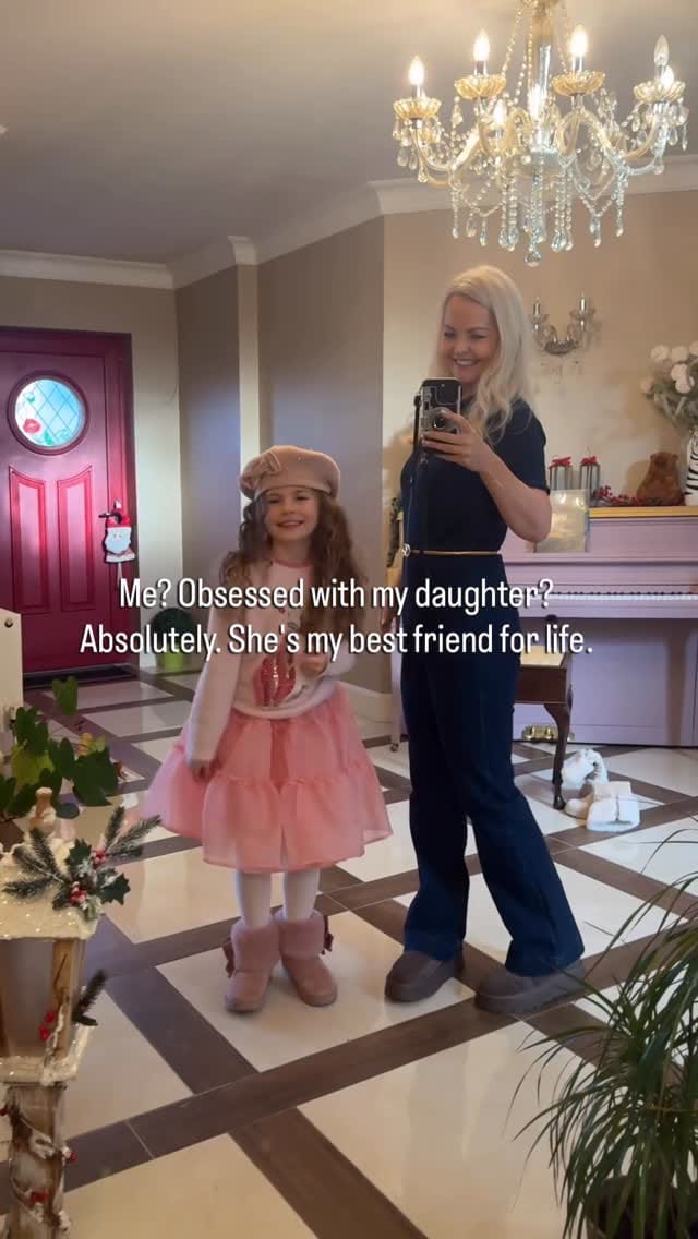 Post 6 by 🌸 Blondeeliving - Deirdre Mc Eniff on Instagram (video)