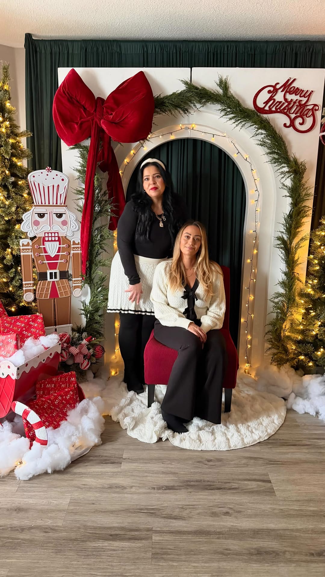 Post 4 by Luxury Party Planning•Event Styling •Balloon Decor on Instagram (video)