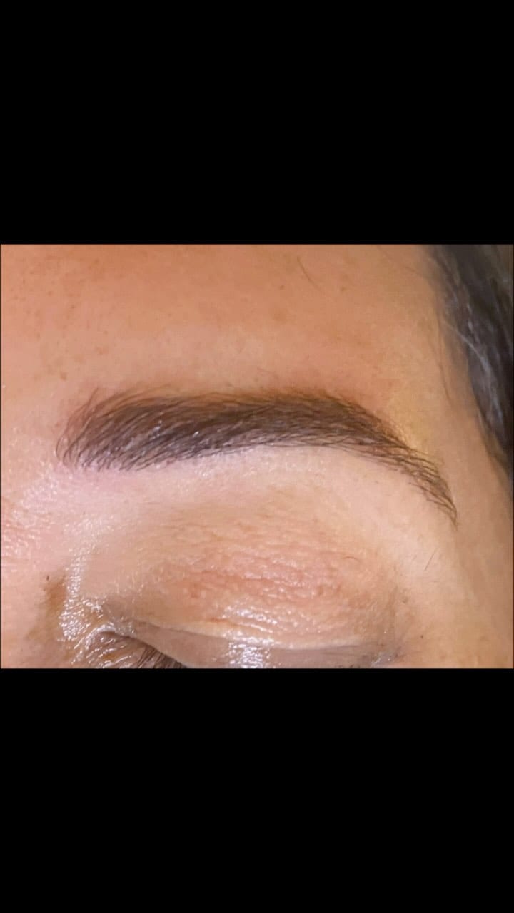 Post 2 by Priyanka Bhanot_makeovers on Instagram (video)