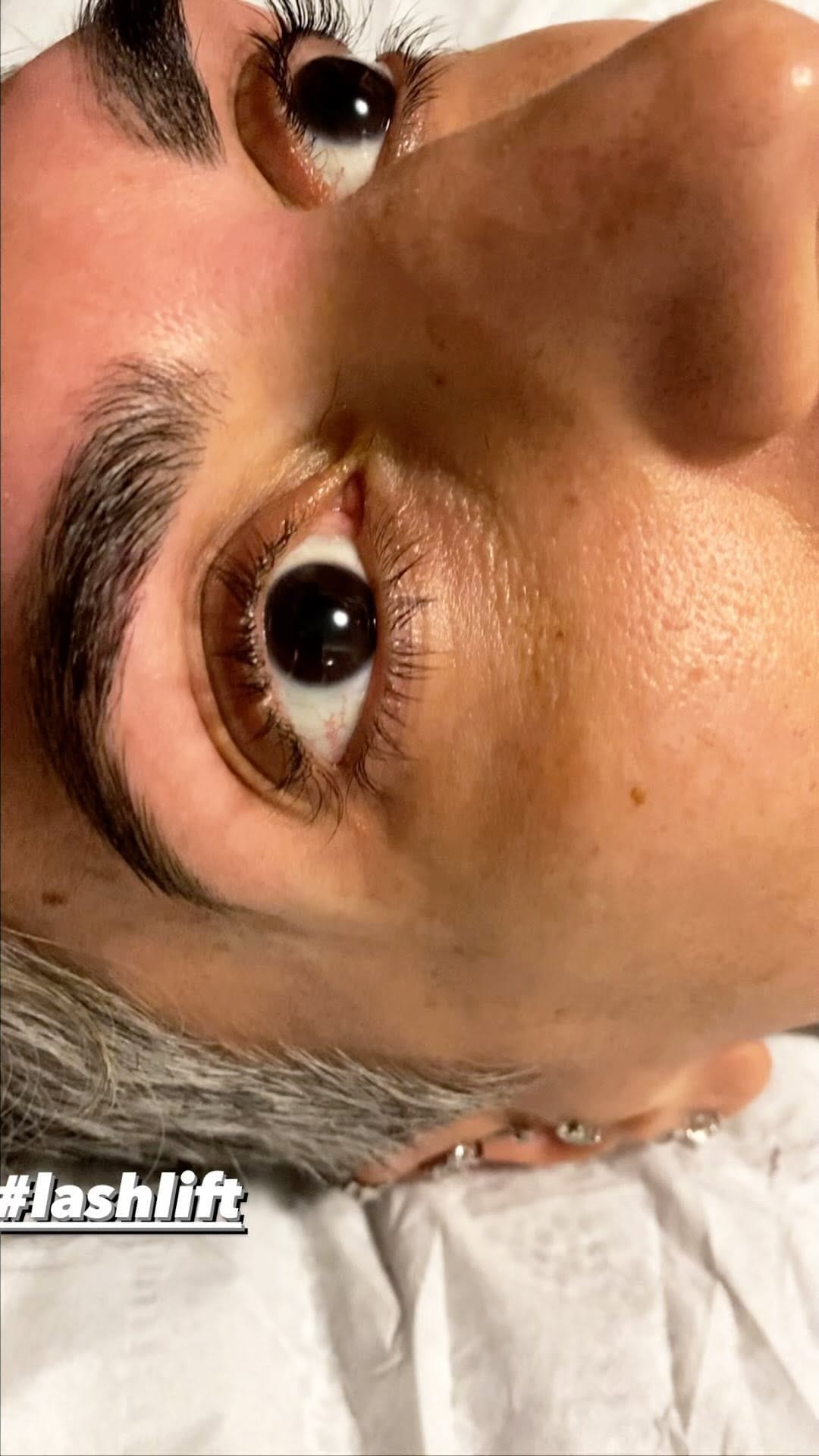 Post 10 by Priyanka Bhanot_makeovers on Instagram (video)