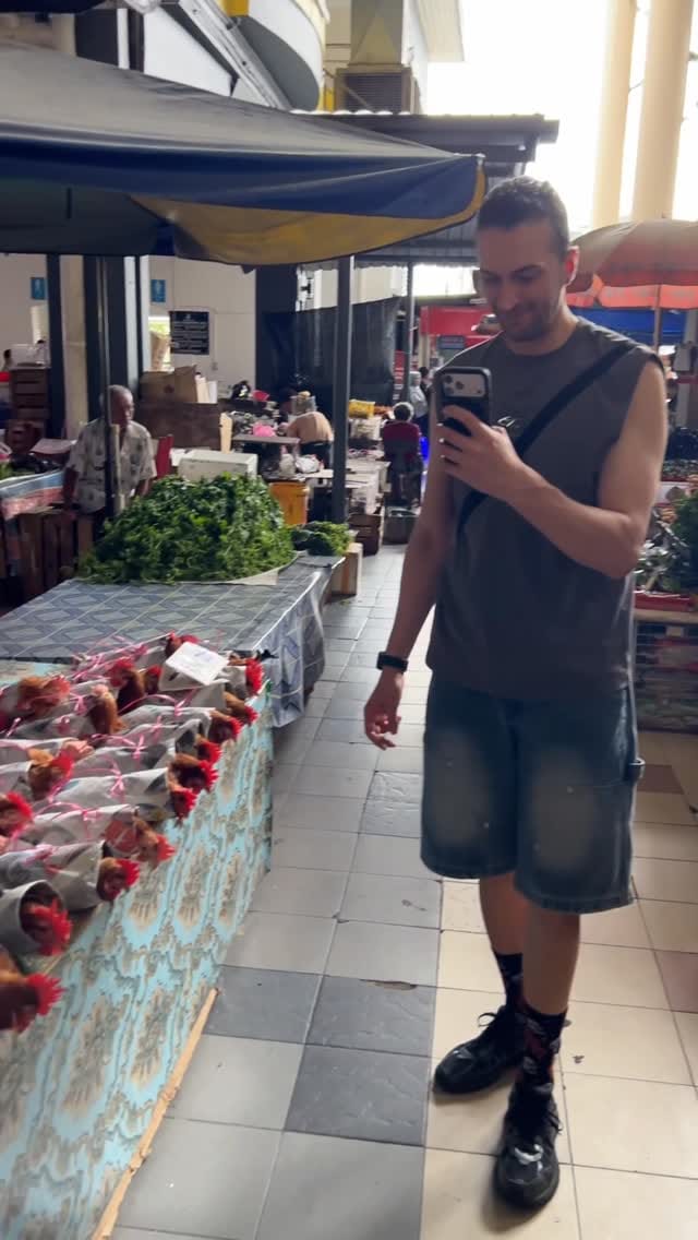 Post 5 by DAVIDE🏳️‍🌈🇮🇹🇬🇧 ~ Gay Traveler & K-pop Lover on Instagram (video)