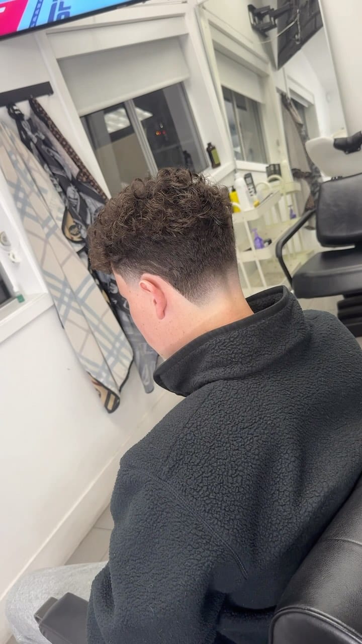 Post 8 by HypeCuts Barbershop on Instagram (video)