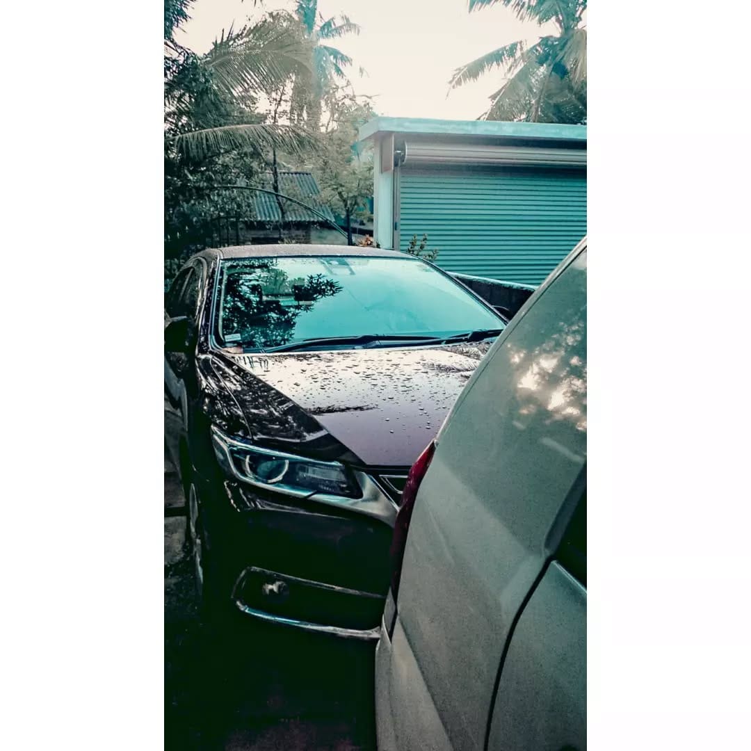 Post 9 by Kalana Munasinghe on Instagram (image)