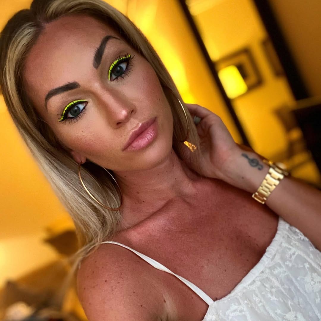 Post 10 by Daisy shelvey on Instagram (image)